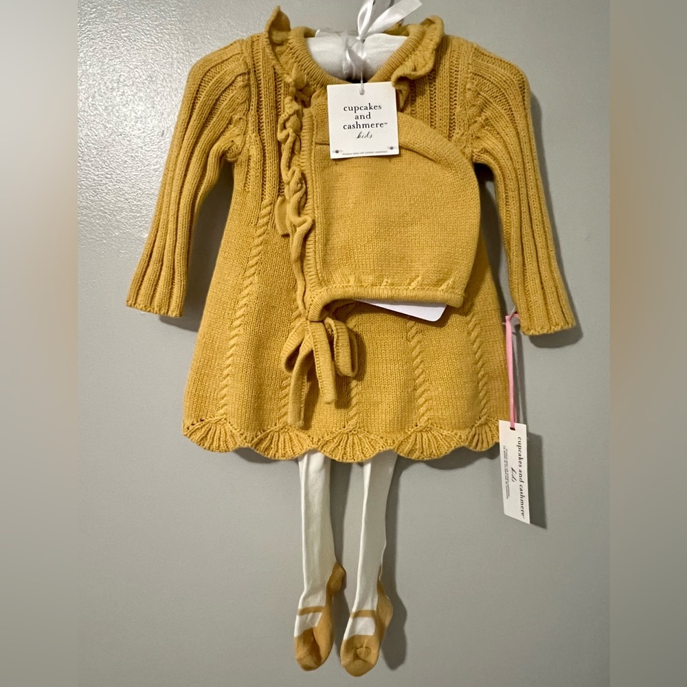 NWT Cupcakes & Cashmere kids knit dress with bonnet